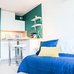 L'epicentre - Clim - Vu Sur Port- Terrasse -plage Pros Services Διαμέρισμα *